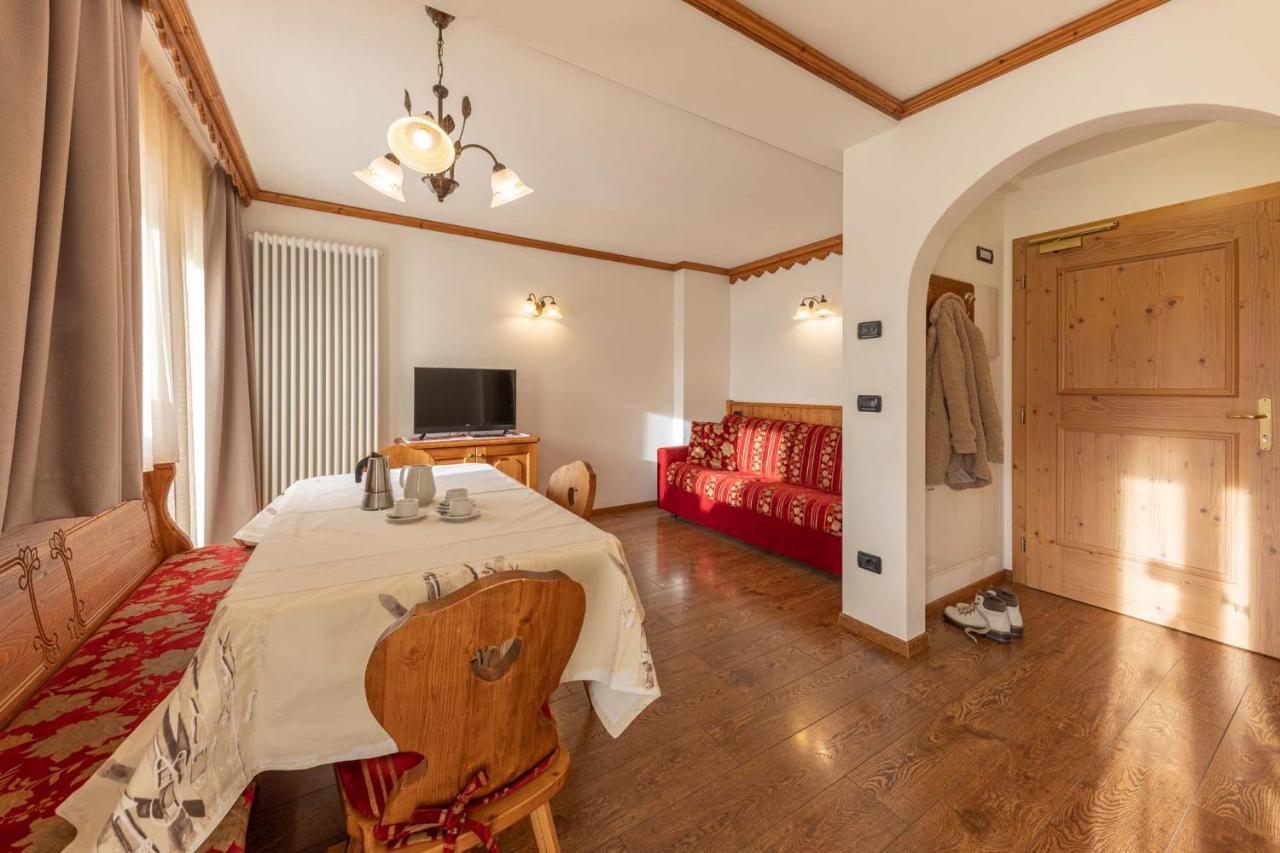 Residence Adler Сан-Мартіно-ді-Кастроцца Екстер'єр фото