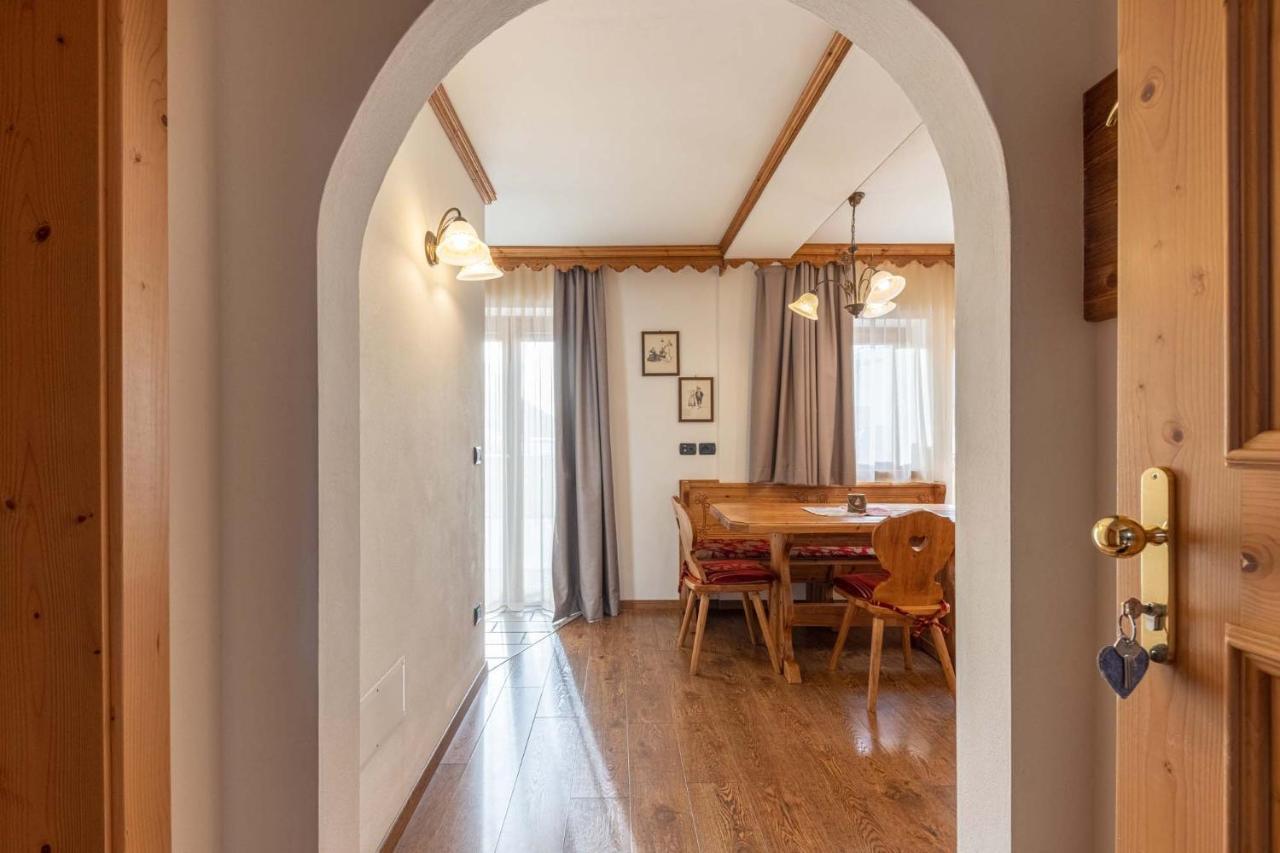 Residence Adler Сан-Мартіно-ді-Кастроцца Екстер'єр фото