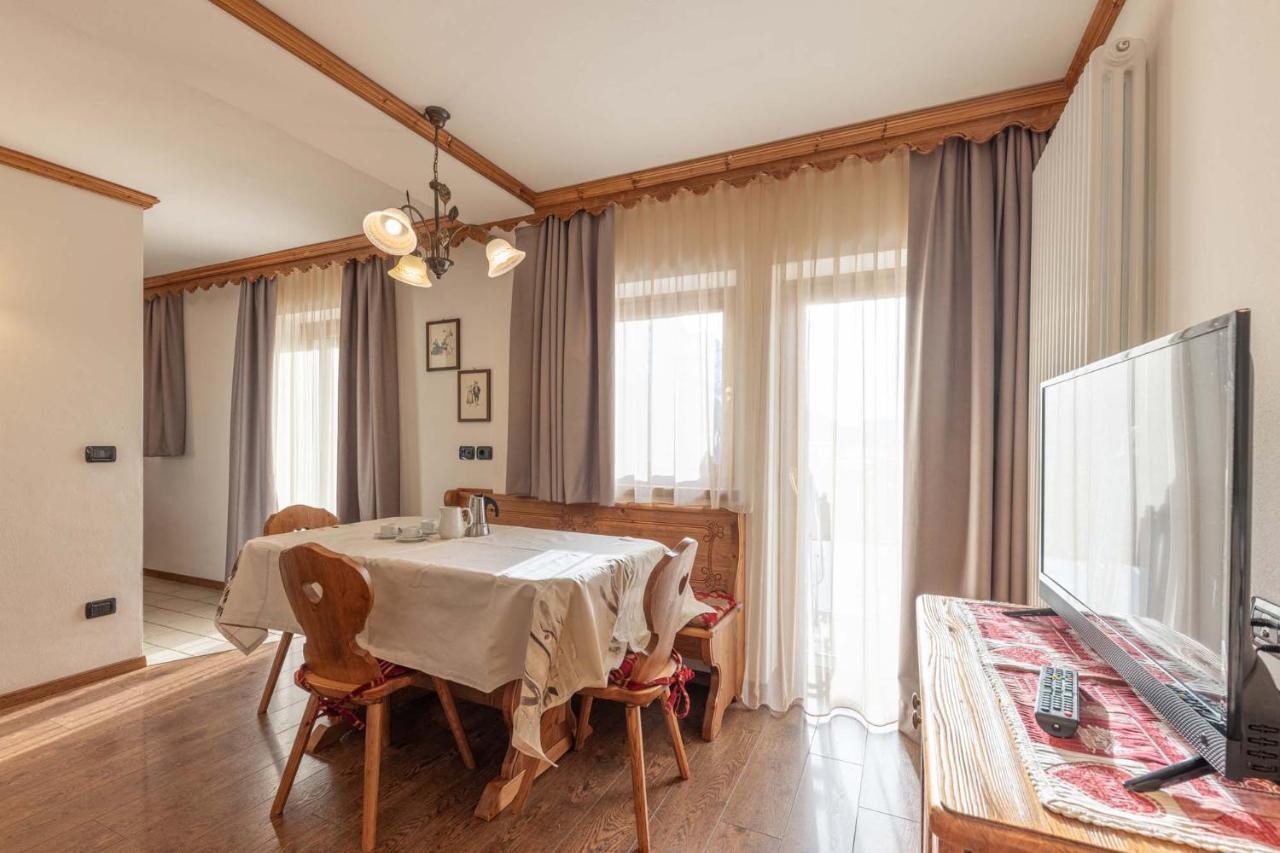 Residence Adler Сан-Мартіно-ді-Кастроцца Екстер'єр фото