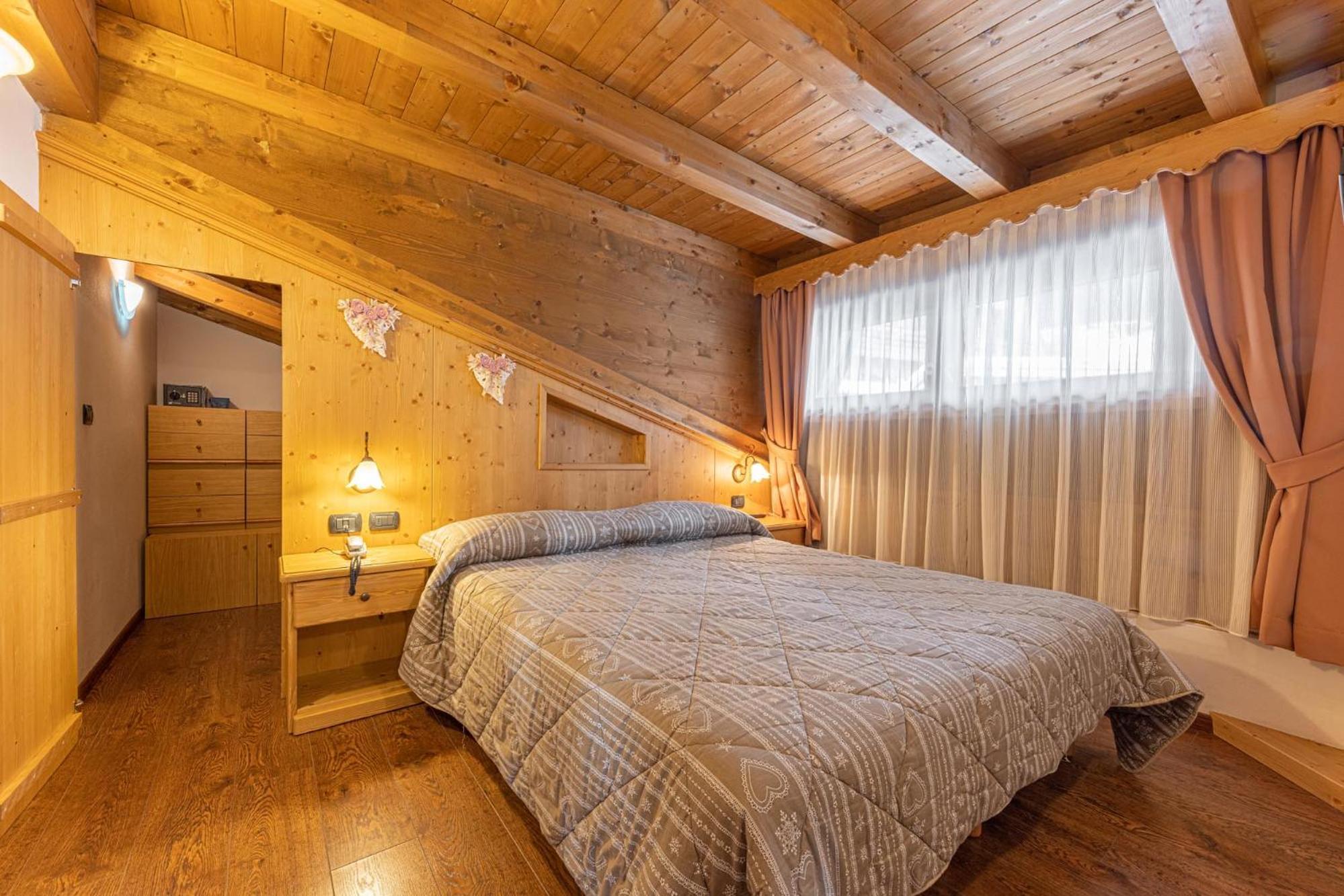 Residence Adler Сан-Мартіно-ді-Кастроцца Екстер'єр фото